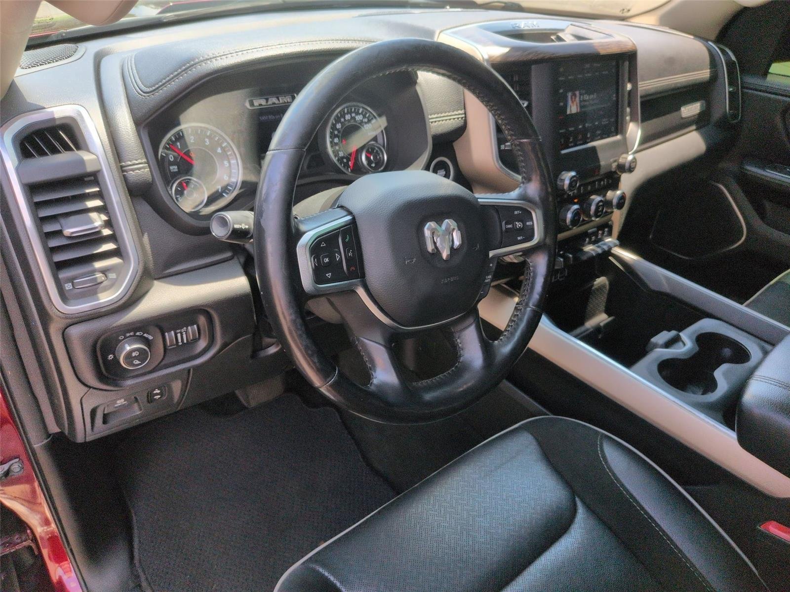 Used 2020 Delmonico Red Pearlcoat Ram Laramie image 19