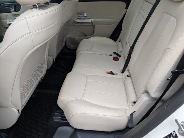Used 2021  Mercedes-Benz GLB 250 image 31