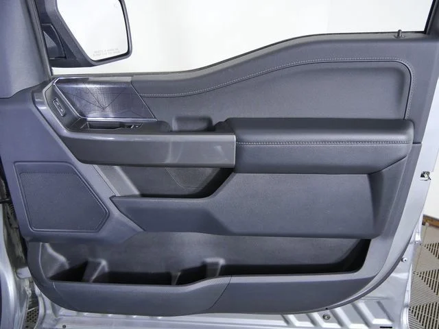 Certified Used 2022 Silver Ford XLT image 10