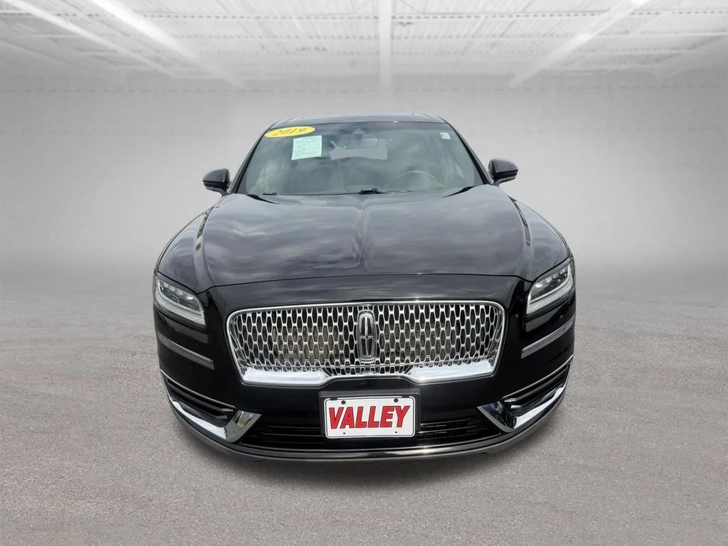 Used 2019 Black Lincoln Reserve image 11