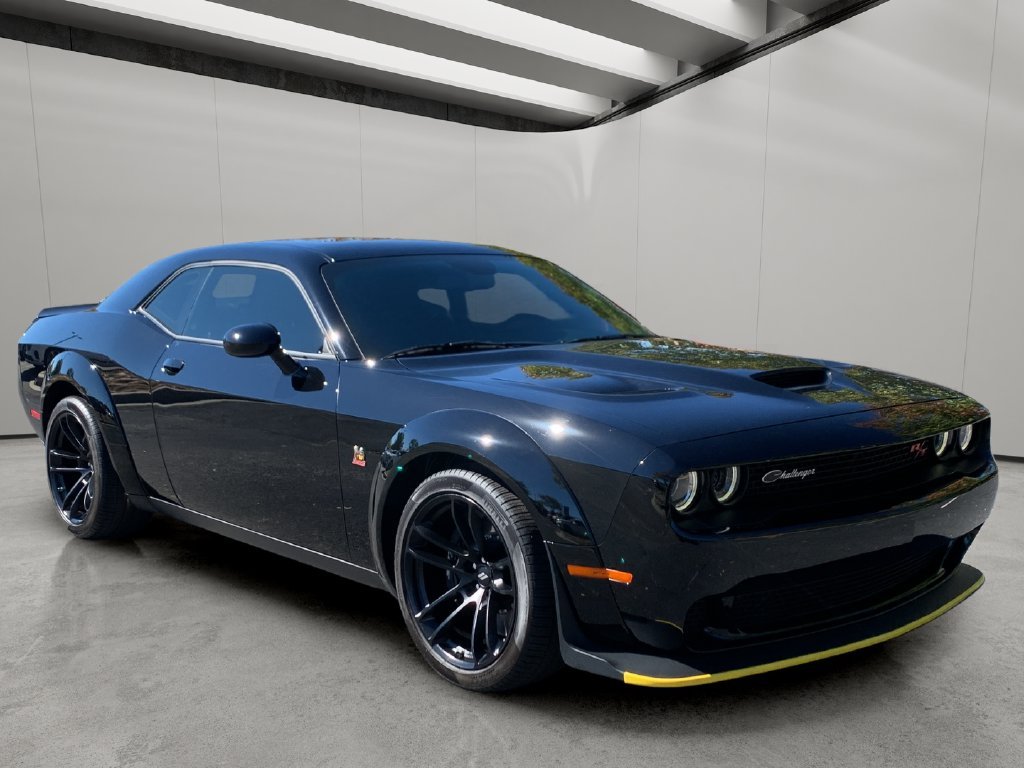 Used 2023 Pitch Black Clearcoat Dodge R/T Scat Pack Widebody image 7