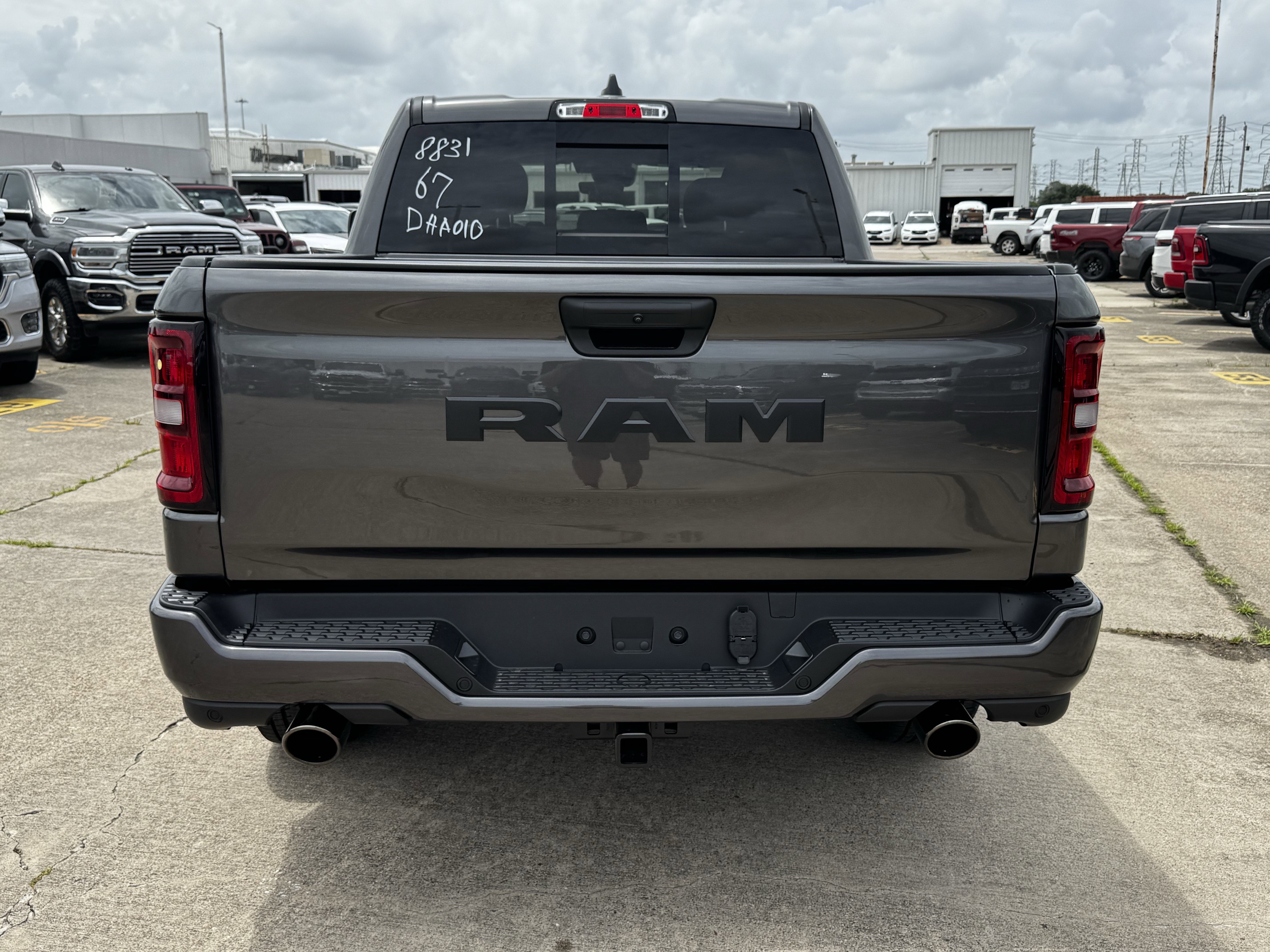 New 2026 Granite Crystal Metallic Clear-Coat Exterior Paint RAM Express image 8