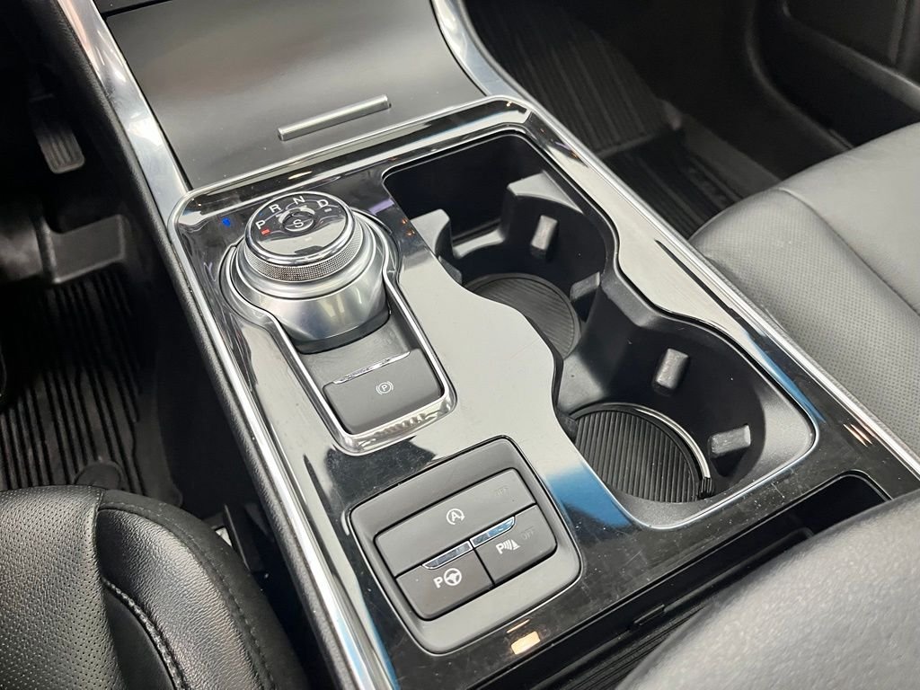 Used 2019 Stone Gray Metallic Ford Titanium image 30