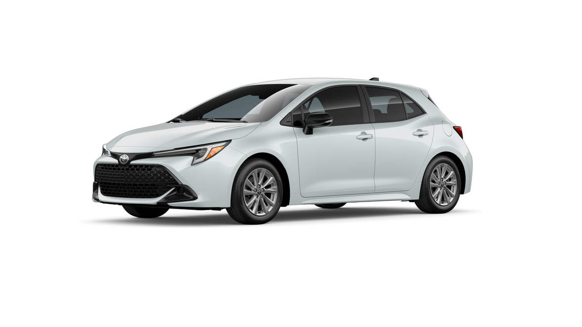 2026 Toyota Corolla Hatchback — photo 2
