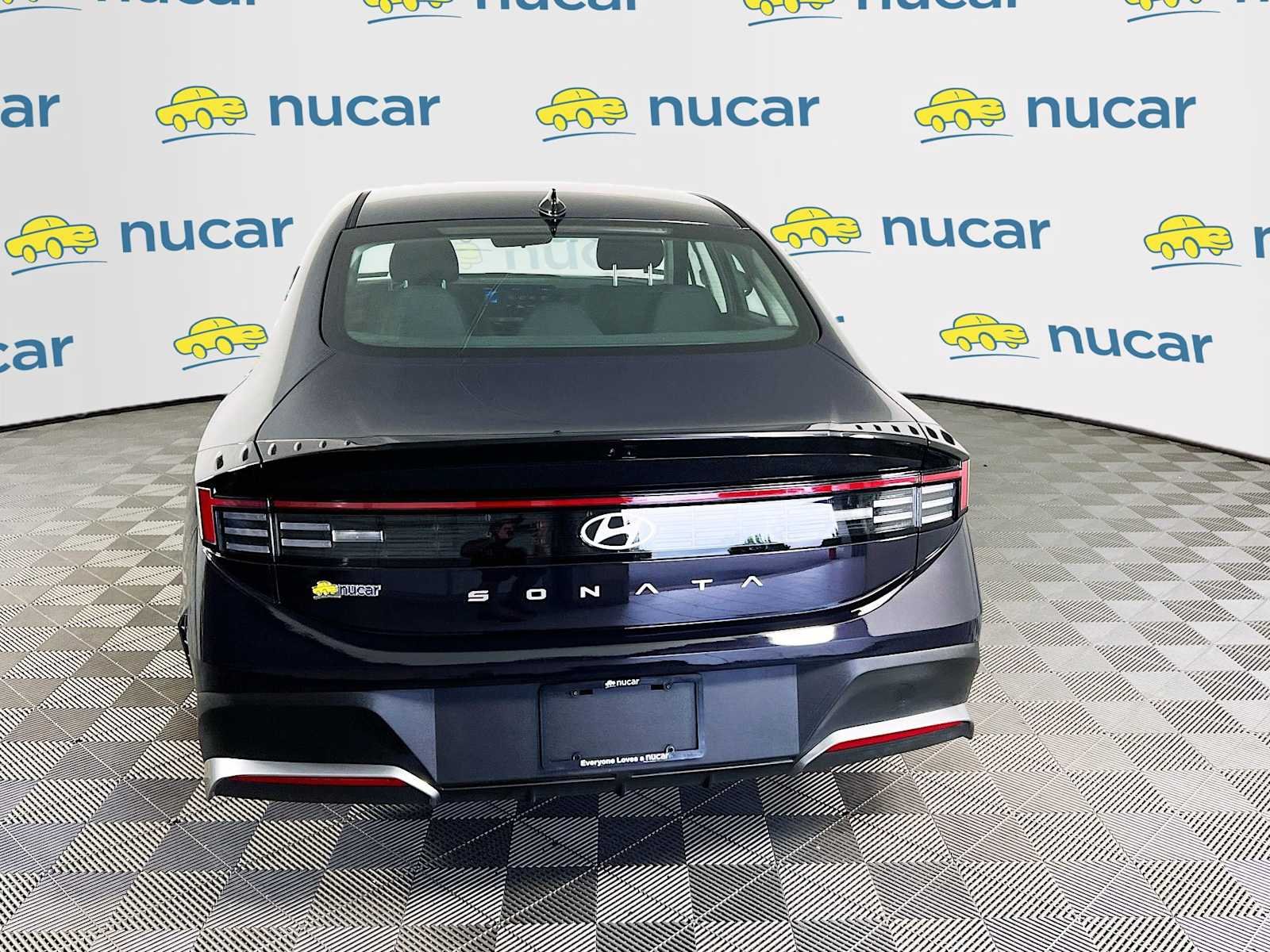 Used 2026 Carbon Blue Hyundai SE image 6