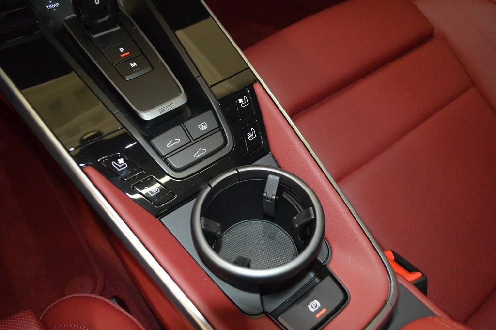 Used 2024  Porsche Carrera GTS image 34