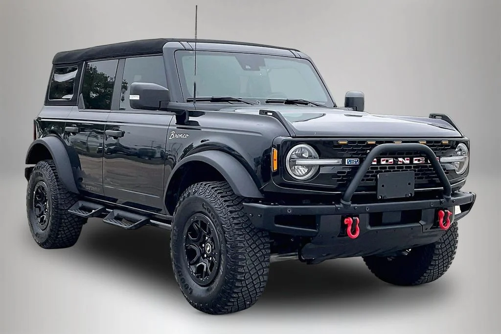2024 Ford Bronco Wildtrak 4x4's photo