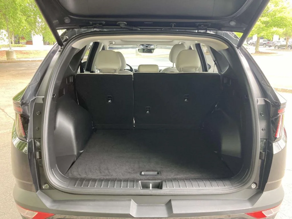 Used 2024 Black Hyundai Limited image 8