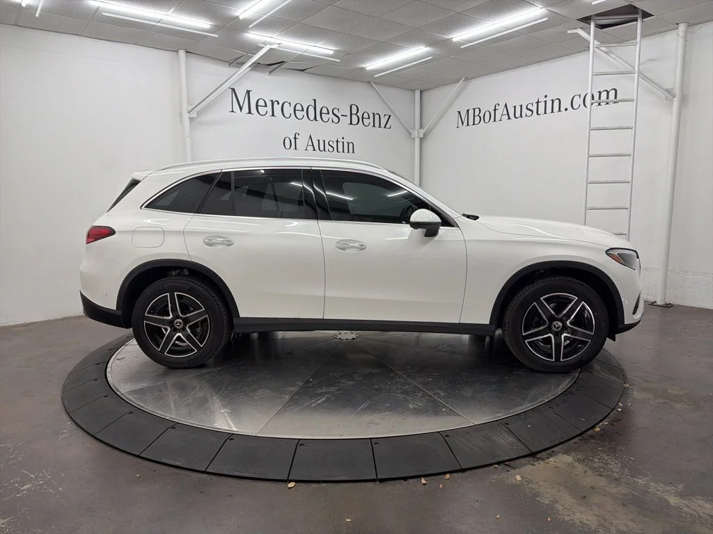 Used 2026 White Mercedes-Benz GLC 300 image 8