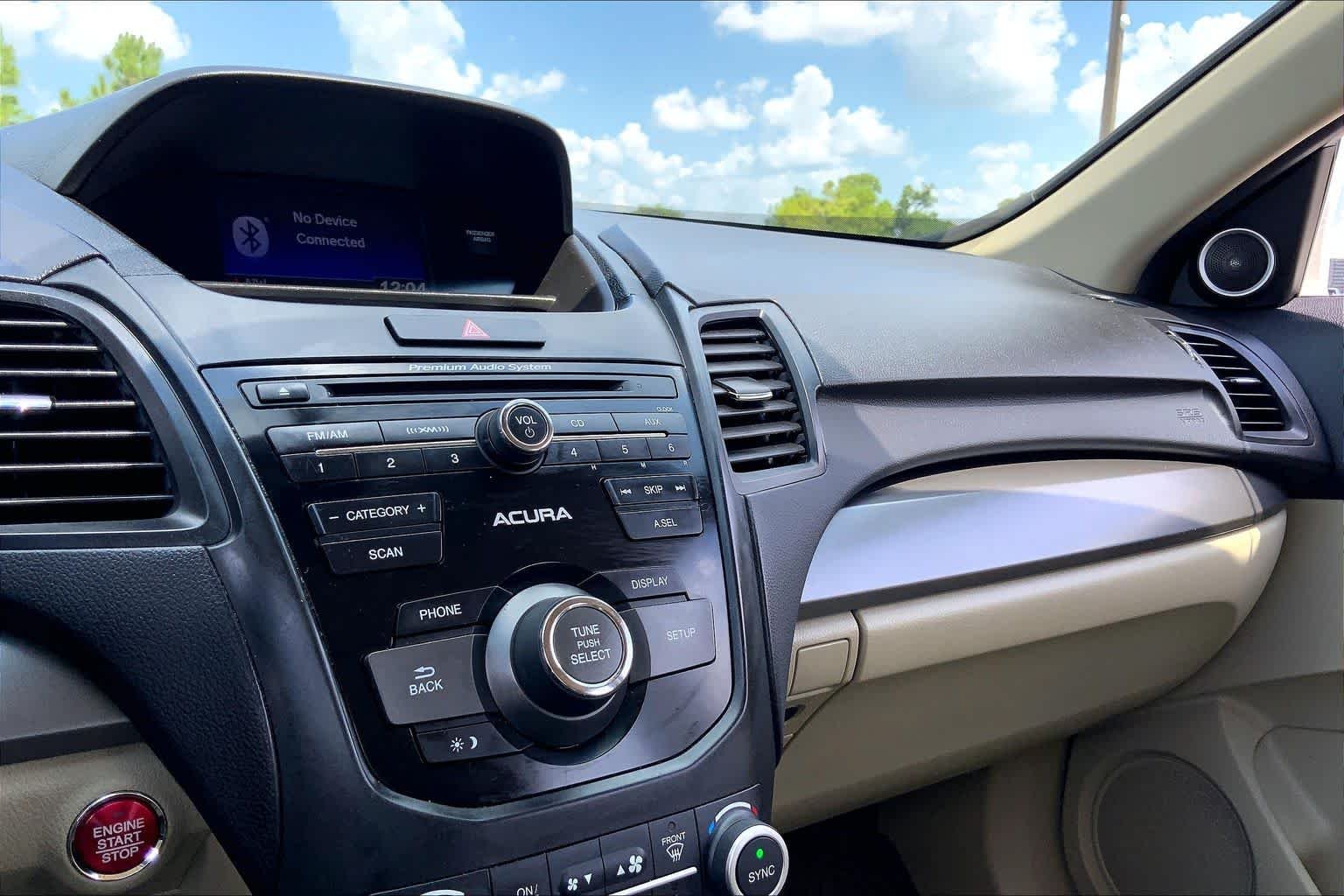 Used 2018 White Diamond Pearl Acura  image 35