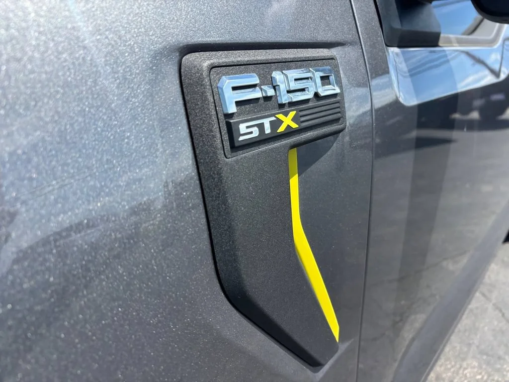 Used 2024  Ford STX image 4