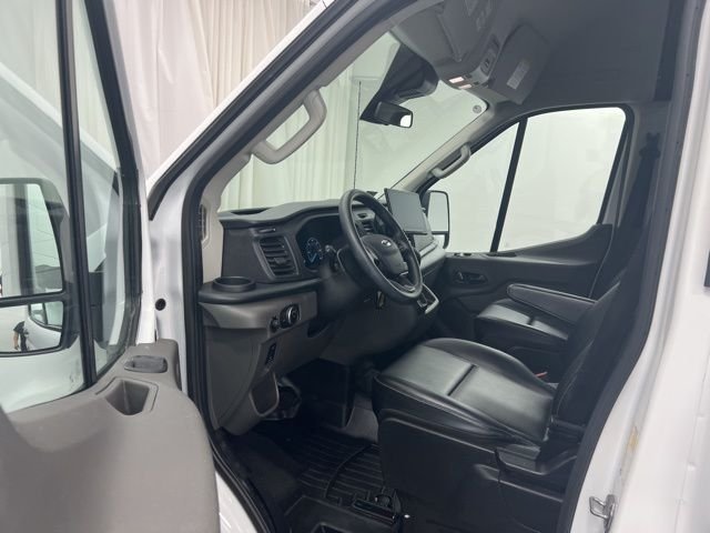Used 2024 White Ford Base image 10