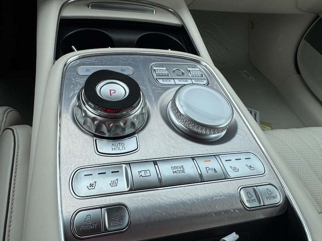 New 2026 Maui Black Genesis 3.5T E-SC MHEV image 15