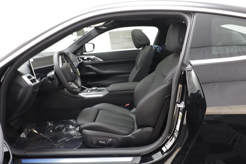 New 2027 Jet Black BMW 430i xDrive image 6