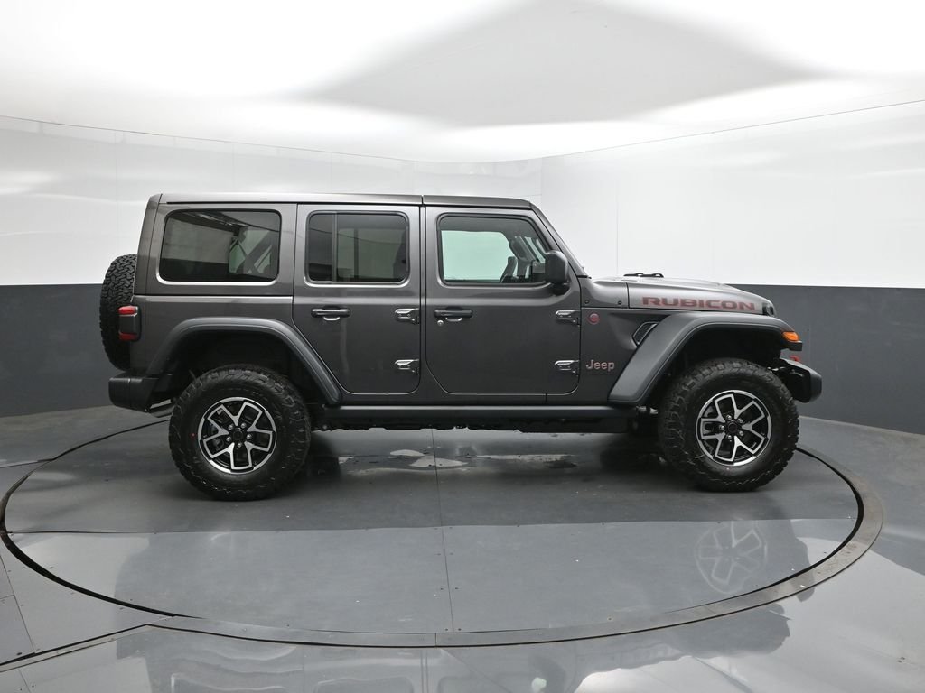 New 2026 Granite Crystal Metallic Clear-Coat Exterior Paint Jeep Rubicon image 11