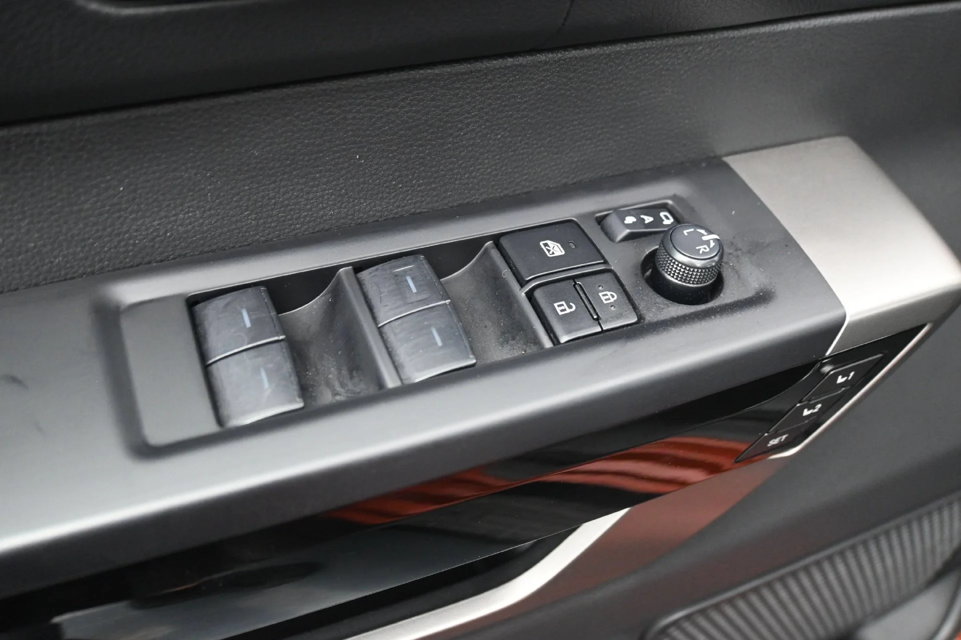 Used 2025 Terra Toyota Limited image 18