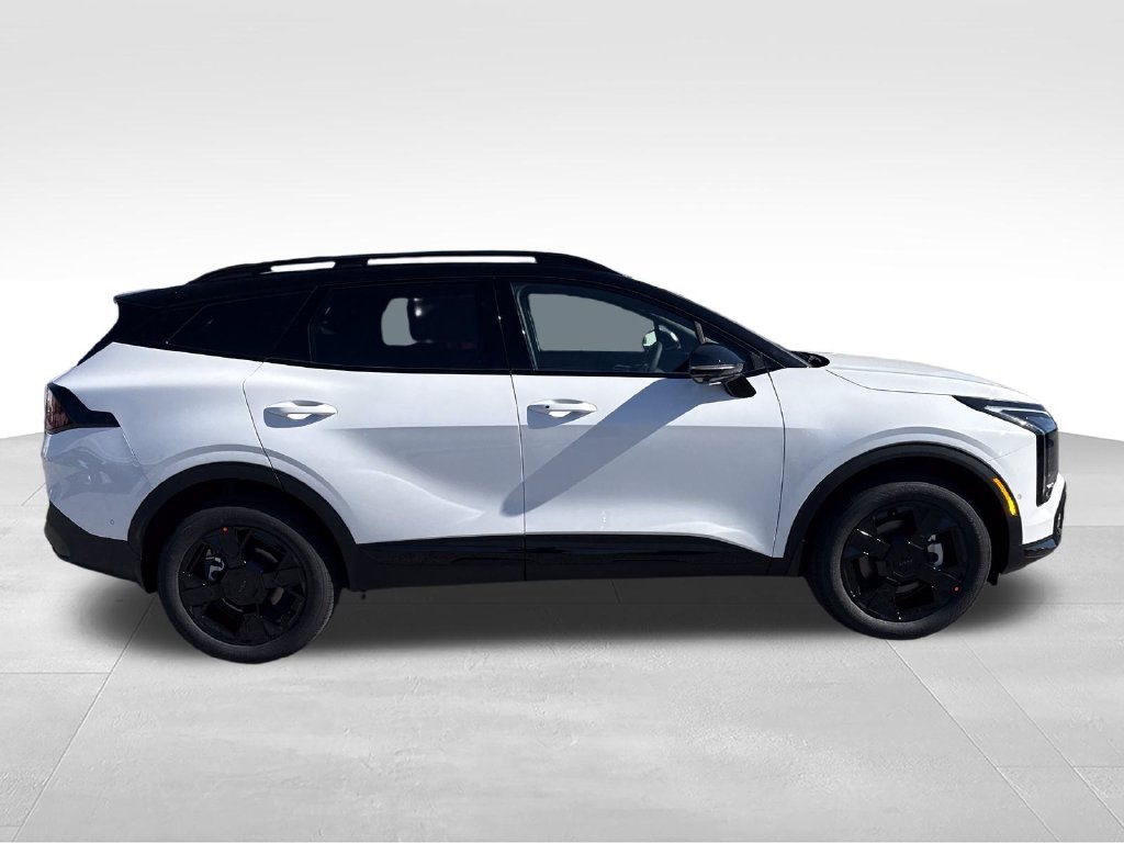 New 2027 White Kia X-Line image 6