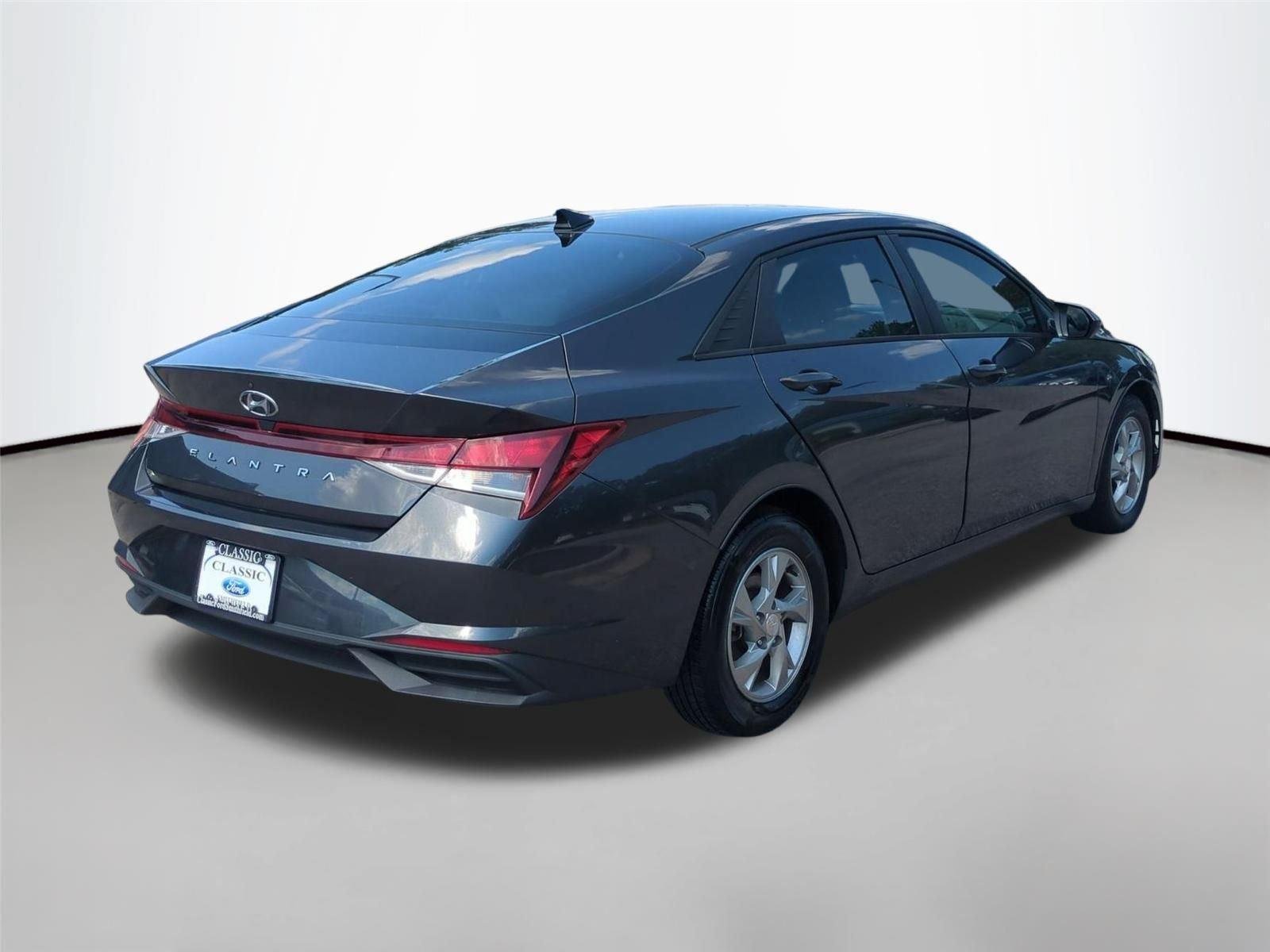 Used 2021 FLUID METAL HYUNDAI SE image 5