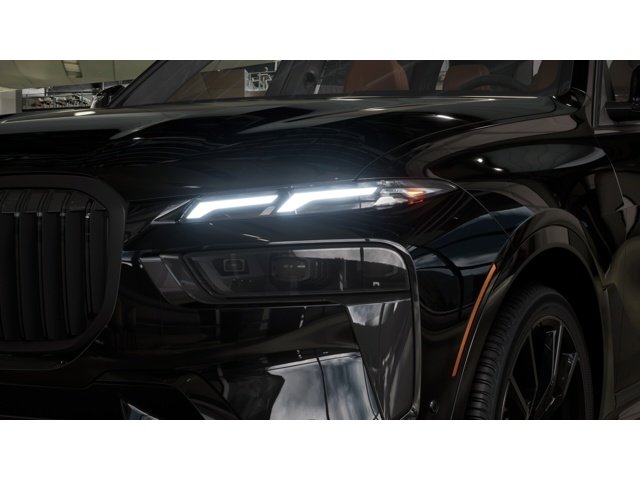 New 2027 Black BMW X7 40i image 6