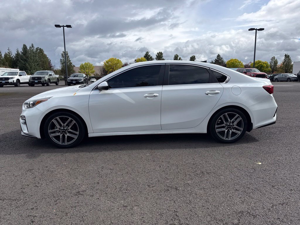 Used 2021 Snow White Pearl Kia EX image 4