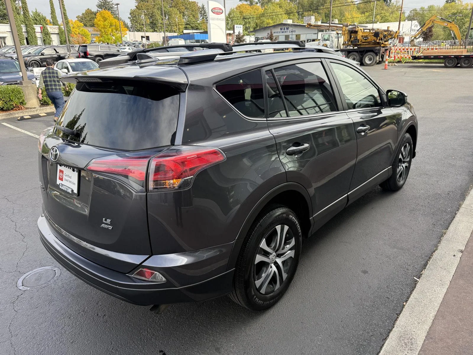 Used 2017 Magnetic Gray Metallic Toyota LE image 6