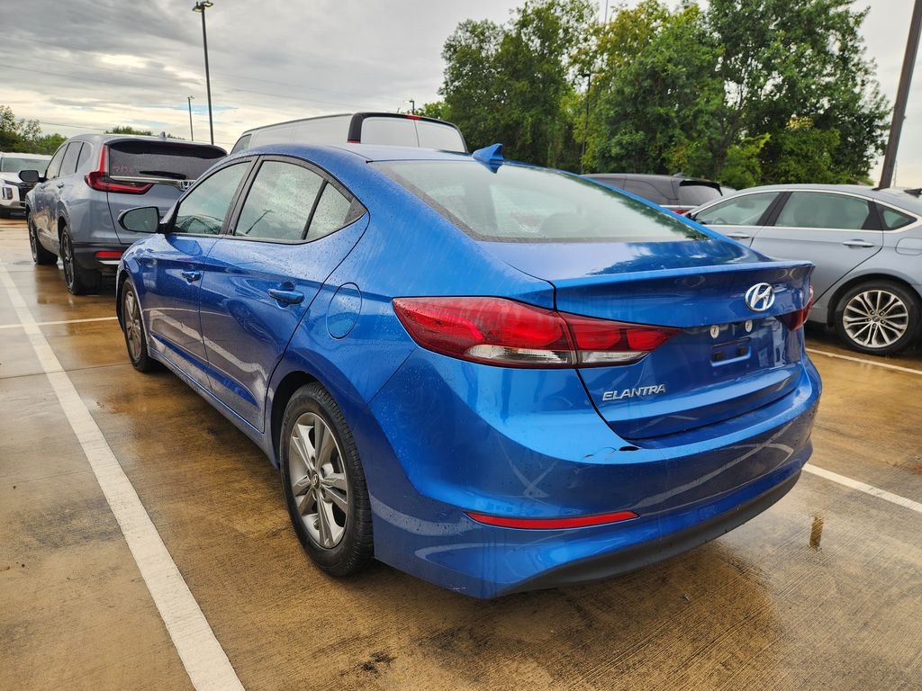 Used 2018 Electric Blue Hyundai Value Edition image 9