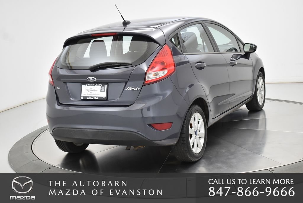 Used 2013 Gray Metallic Ford SE image 21
