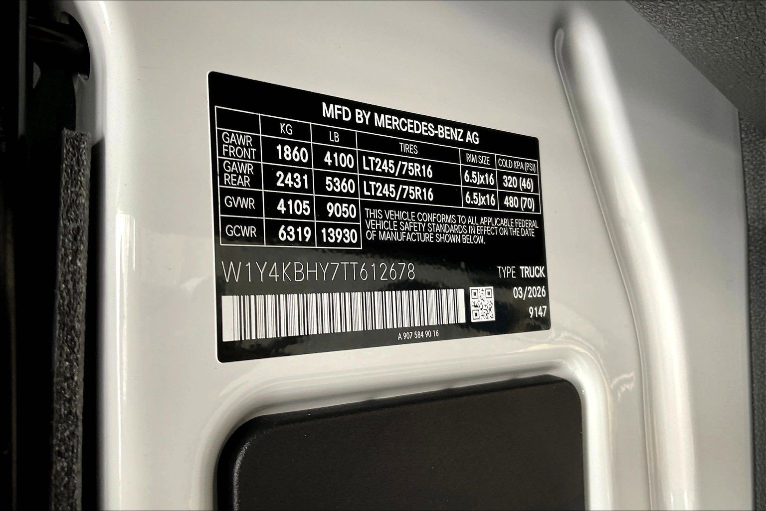 New 2026 Arctic White Mercedes-Benz Cargo 144 WB image 23