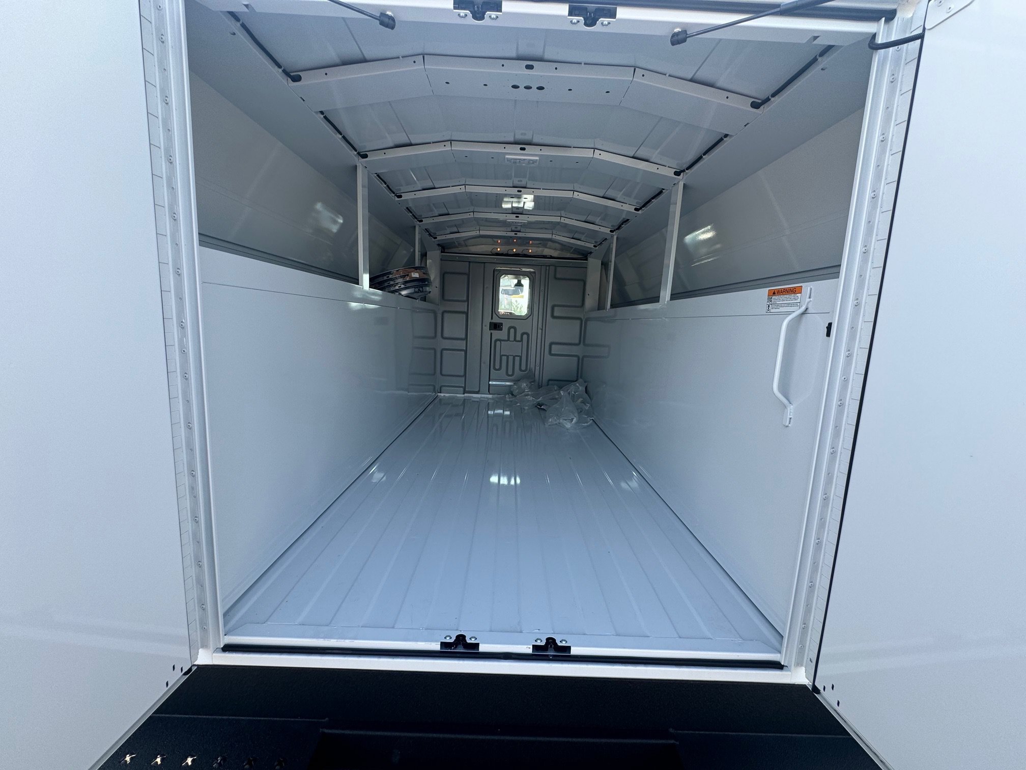 New 2026 Oxford White Ford E-350 SRW image 7