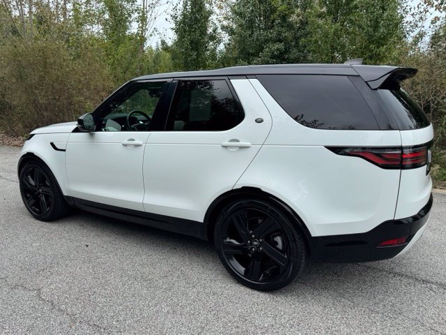 Used 2024 Fuji White Land Rover Dynamic SE image 7