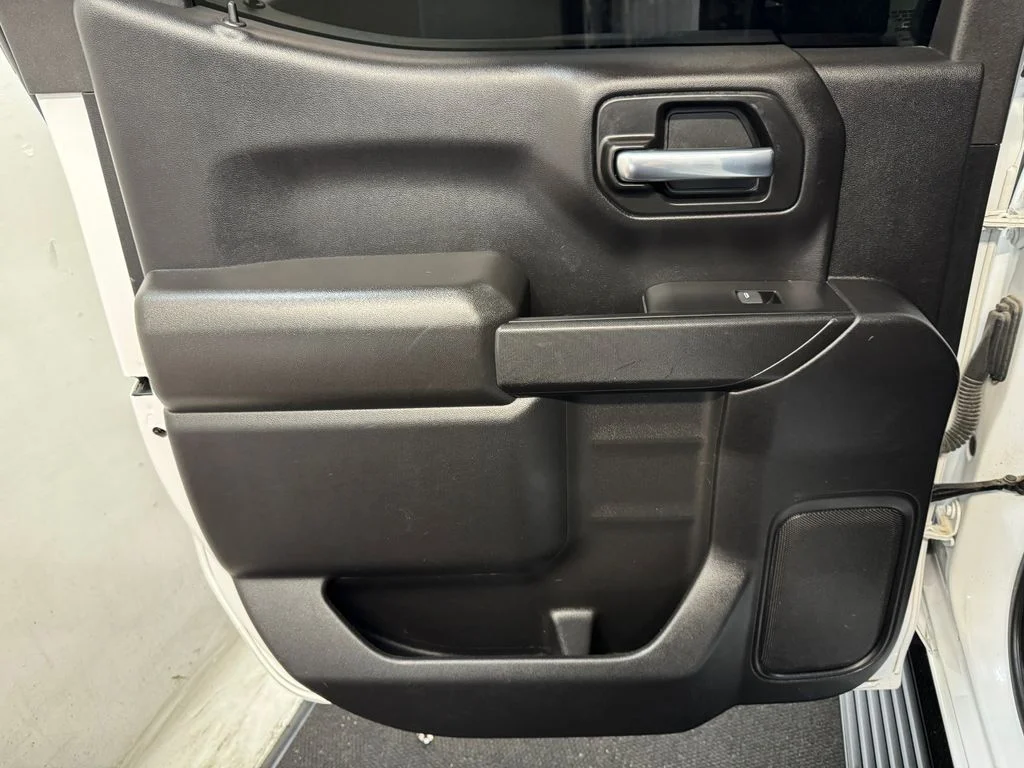 Used 2023 White GMC Pro image 15
