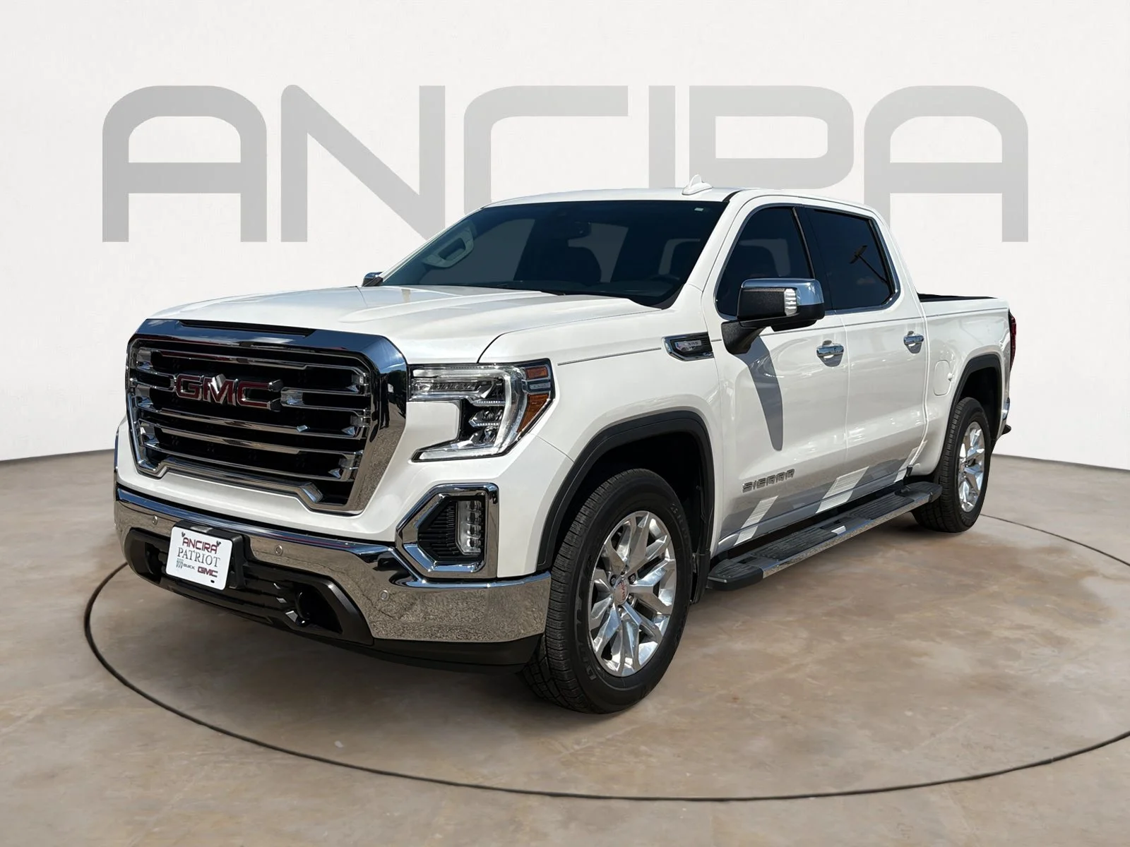 Used 2021 White Frost Tricoat GMC SLT image 6