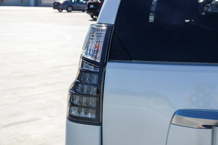 Certified Used 2023 White Lexus 460 image 8