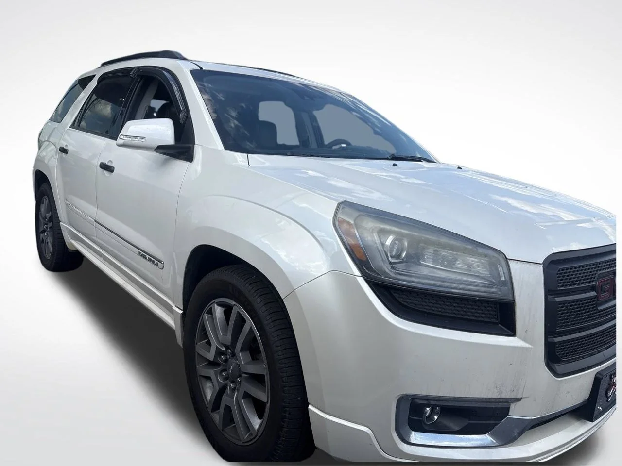 Used 2014 White GMC Denali image 7