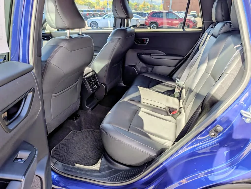 Used 2026 Sapphire Blue Pearl Subaru Premium image 8