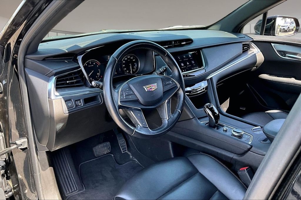 Used 2023 Black Cadillac Luxury image 13