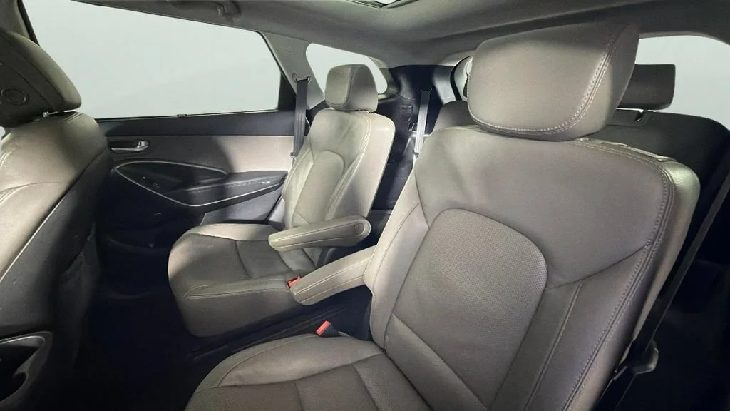 Used 2017  Hyundai Limited Ultimate image 25
