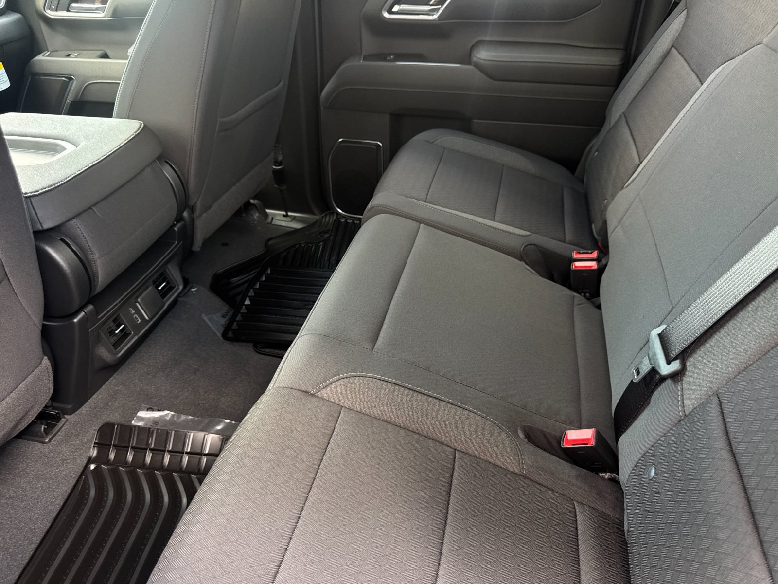 2026 Chevrolet Silverado 1500 LT - Photo 12