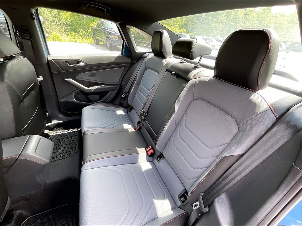 New 2026  Volkswagen 2.0T Autobahn image 15