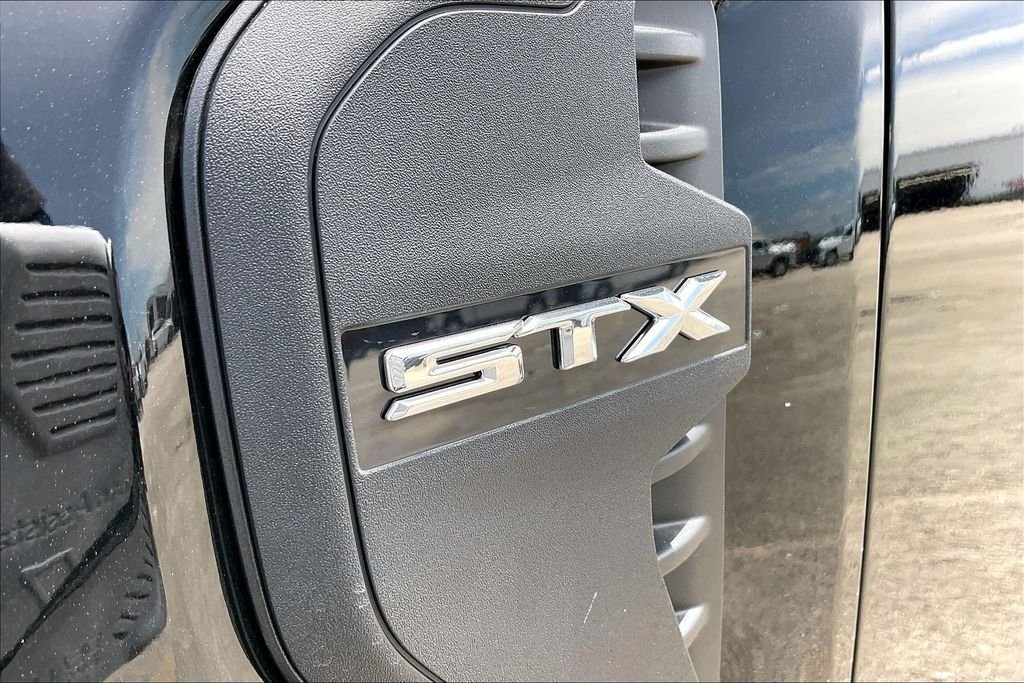 New 2026 Shadow Black Ford XL image 22