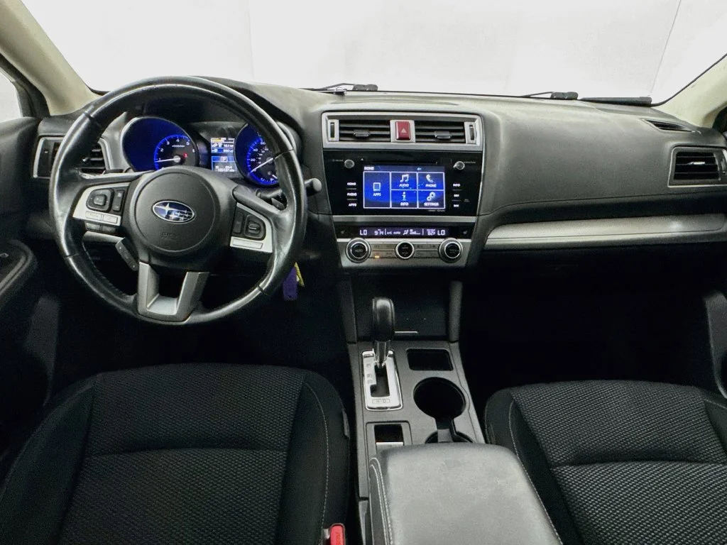 Used 2016 White Subaru 2.5i Premium image 26