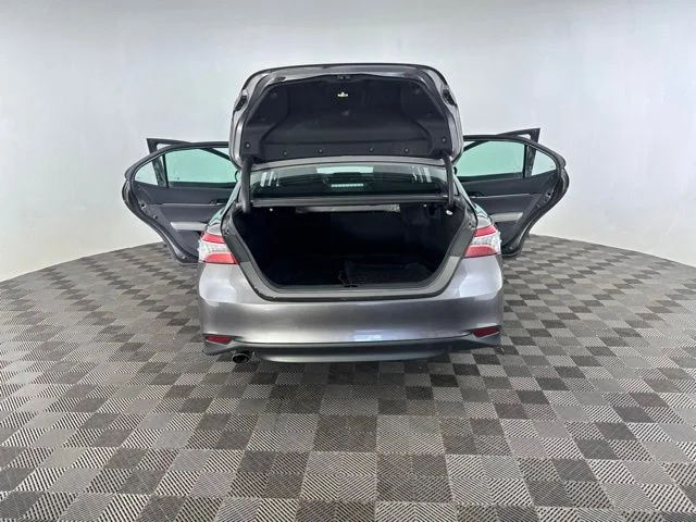 Used 2020 Gray Toyota XLE image 17