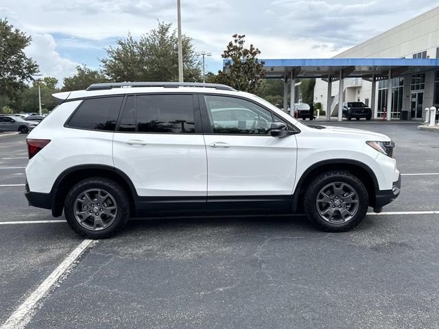 Certified Used 2024 Platinum White Pearl Honda AWD TRAILSPORT image 3