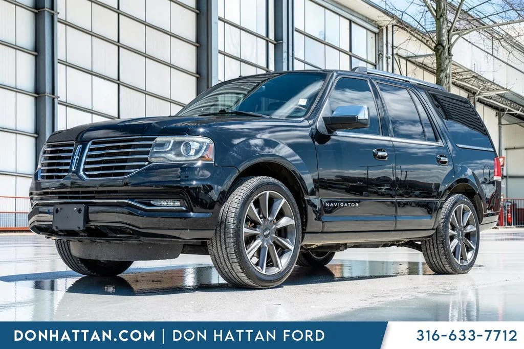 2017 Lincoln Navigator Reserve's photo