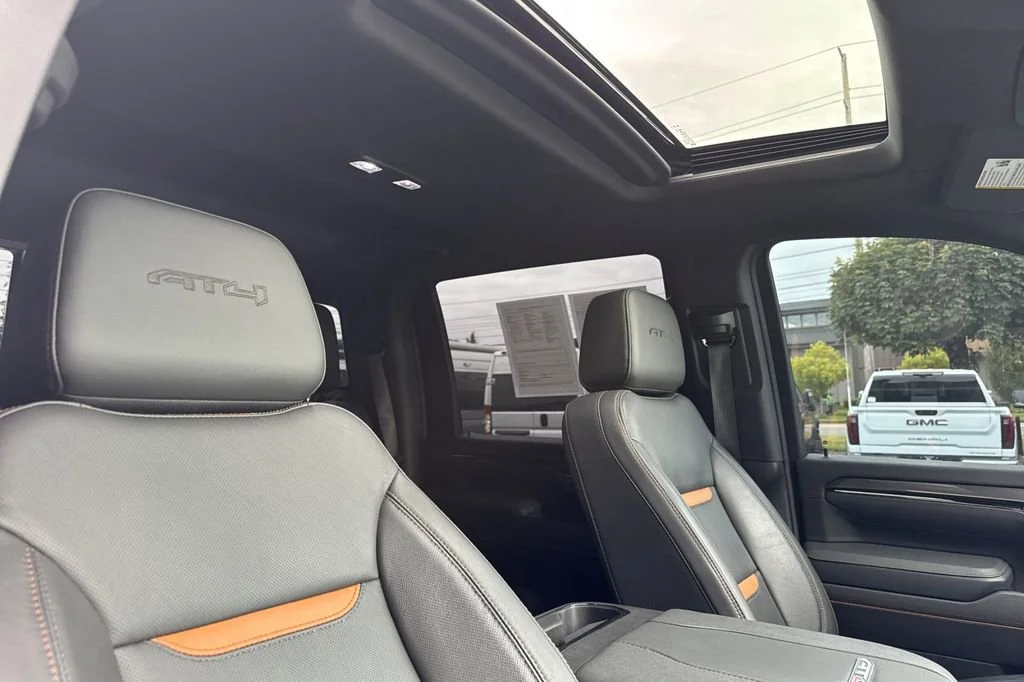 2025 GMC Sierra 2500HD AT4 - Photo 16