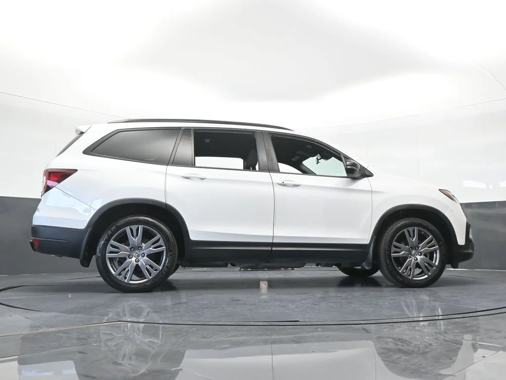 Used 2022 Platinum White Pearl Honda Sport image 64