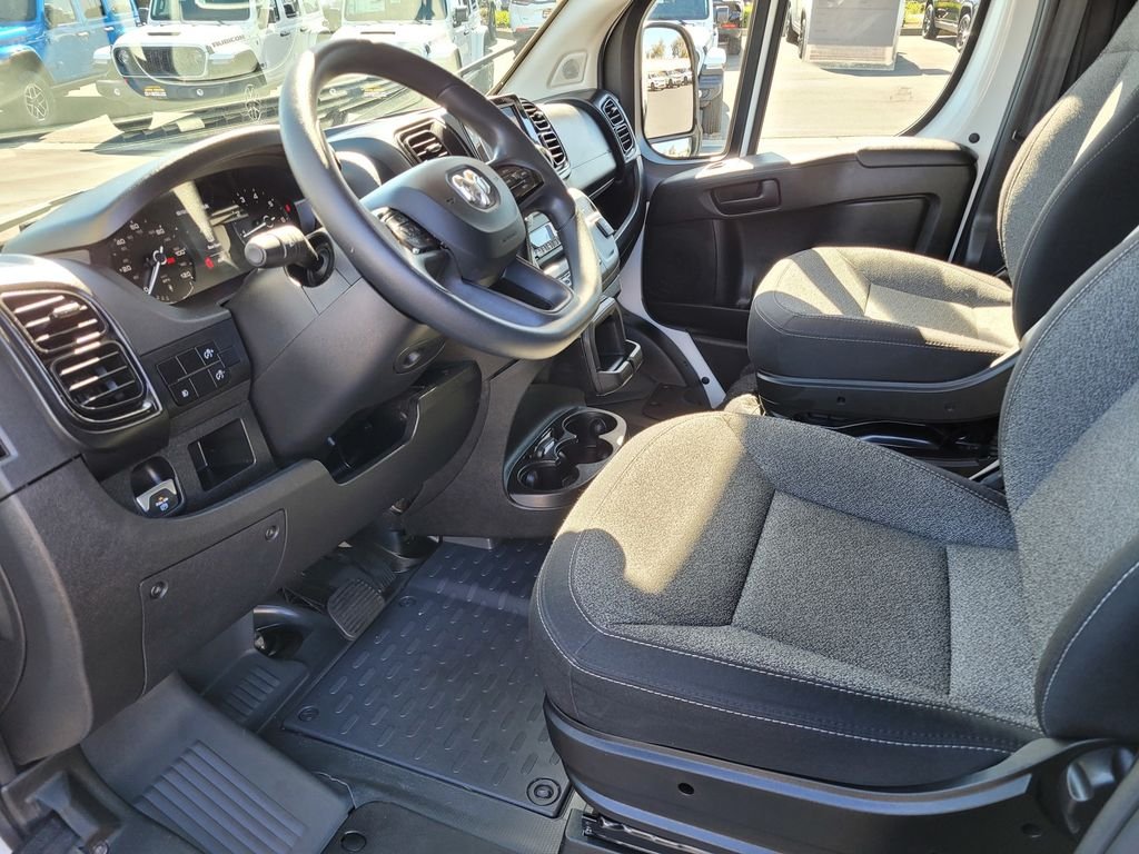 Used 2025 White Ram High Roof image 14