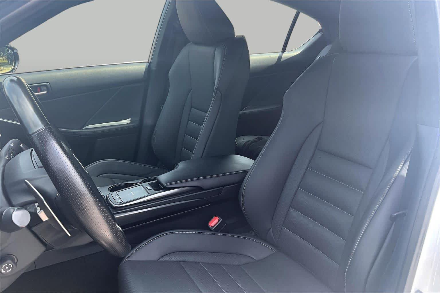 Used 2023 Ultra White Lexus F SPORT image 8