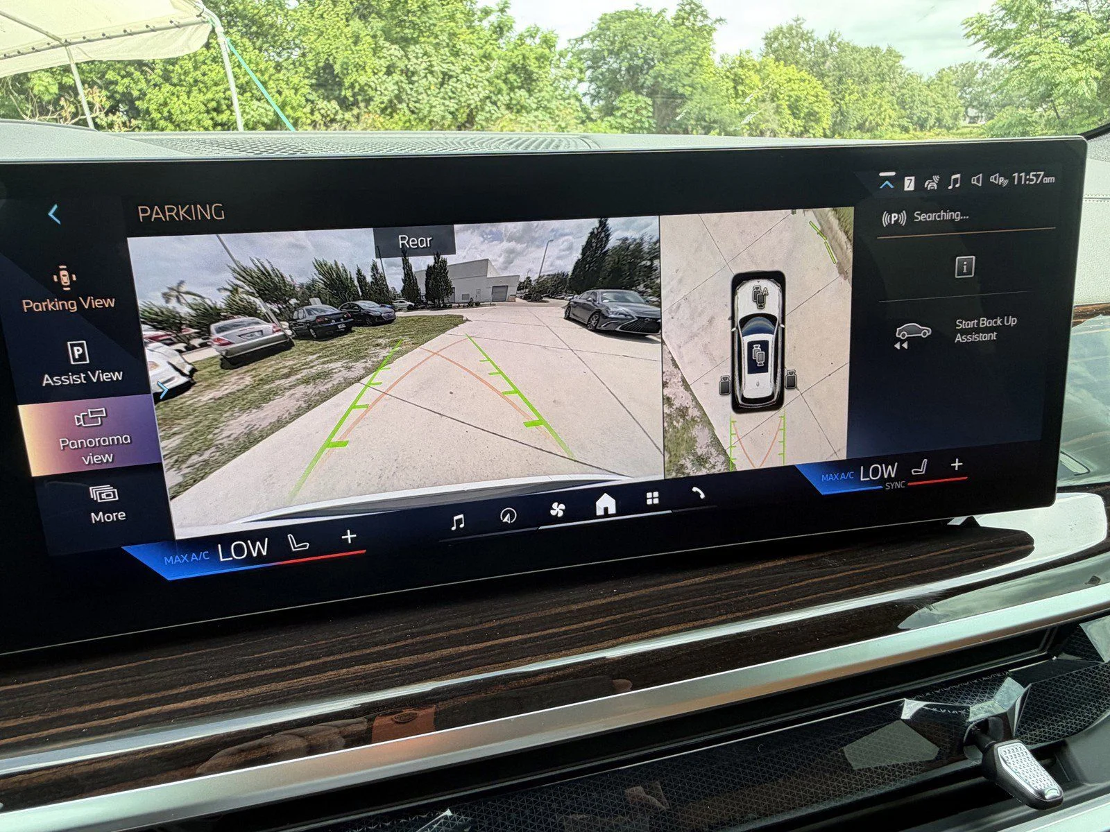 New 2026 Alpine White BMW sDrive40i image 28