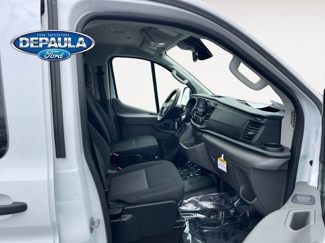 Used 2025 Oxford White Ford Base image 18